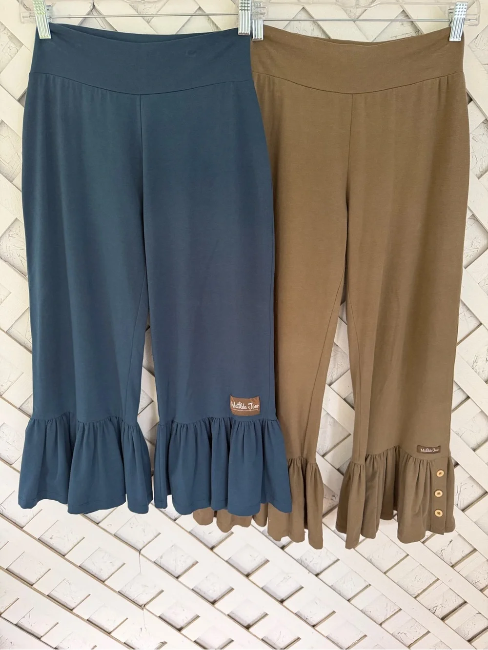 Size Small Matilda Jane Teal Blue and Olive Brown Ruffle Hem Pants